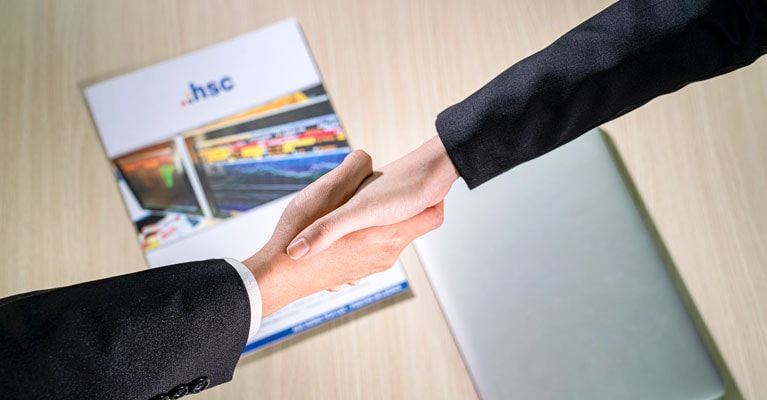 HSC THAM GIA TẠO LẬP THỊ TRƯỜNG CHO SẢN PHẨM CHỨNG CHỈ QUỸ VFMVN DIAMOND ETF