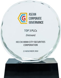 HSC was awarded Top 3 public listed companies in Vietnam 2018